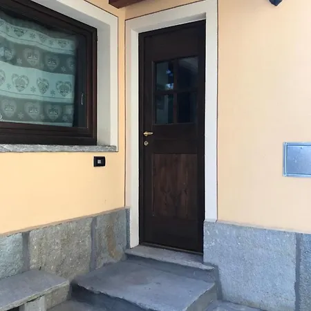 House Of Hearts - Cir10 * La Thuile