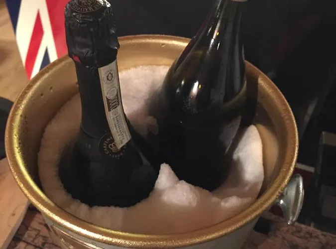 House Of Hearts - Cir10 *