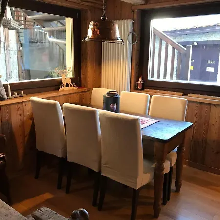 House Of Hearts - Cir10 *